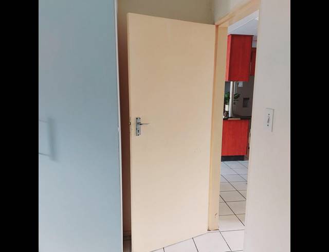 2 BEDROOM PROPERTY TO RENT IN VELD EN VLEI